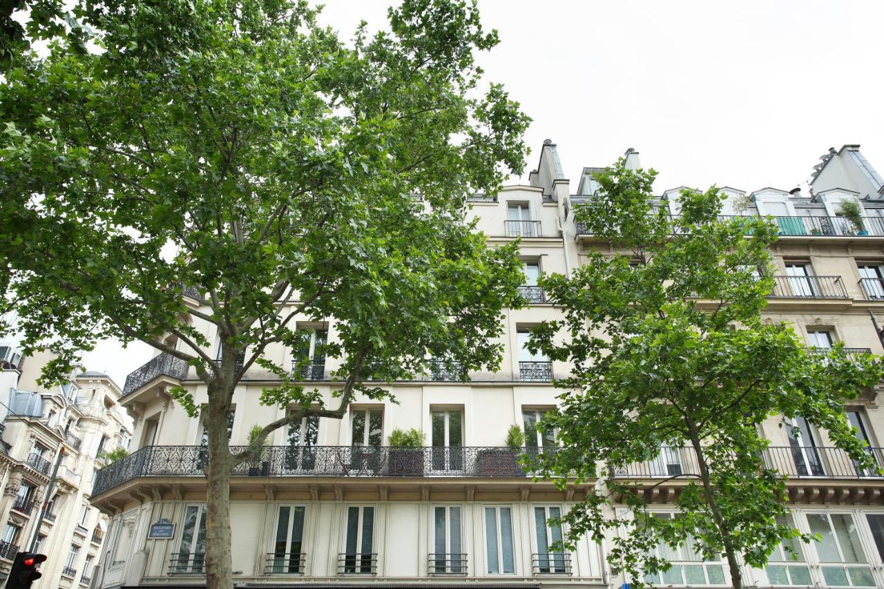 Center Of By Prestige * Parijs