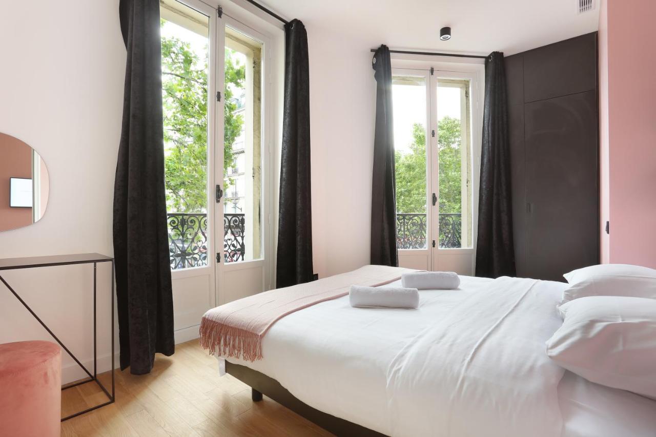 Center Of By Prestige Appartement Parijs